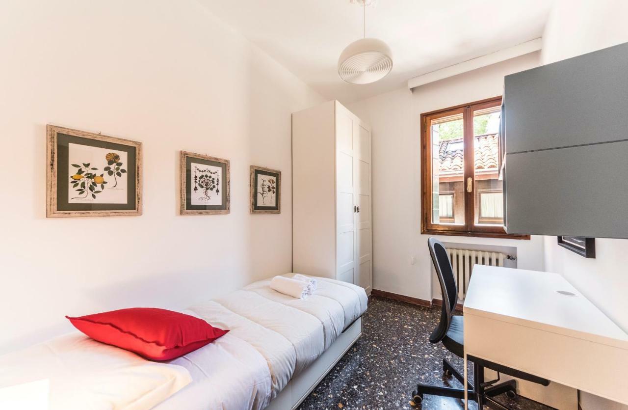 Ca' Roberta Appartement Venetië Buitenkant foto