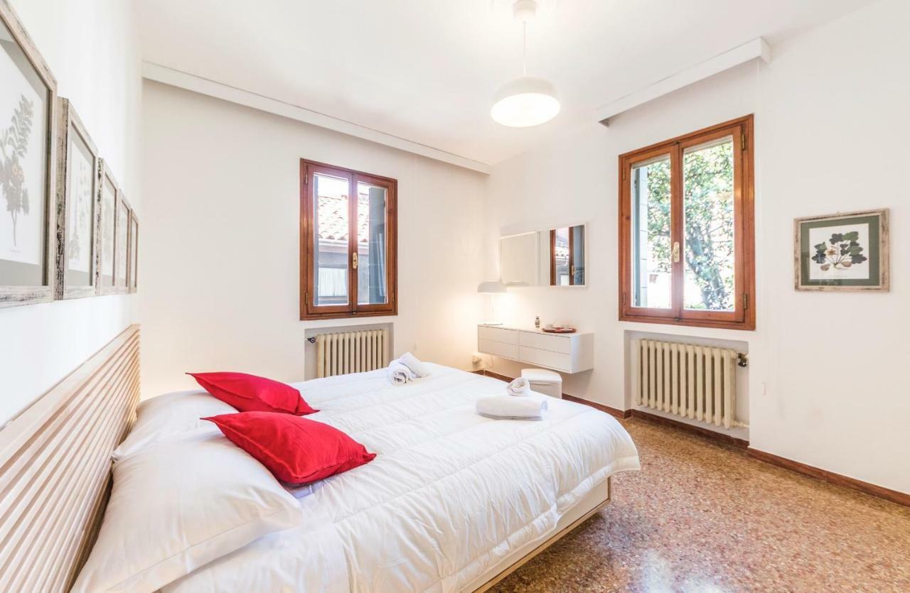 Ca' Roberta Appartement Venetië Buitenkant foto